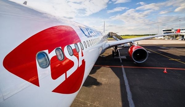 Чешская авиакомпания не возвращает деньги за не состоявшиеся из-за пандемии рейсы